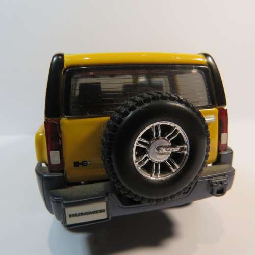 Bburago Hummer H3 model car - Scale 1/35