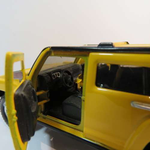Bburago Hummer H3 model car - Scale 1/35
