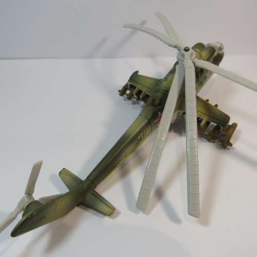 ERTL Military Mi-24 Hind die-cast helicopter model