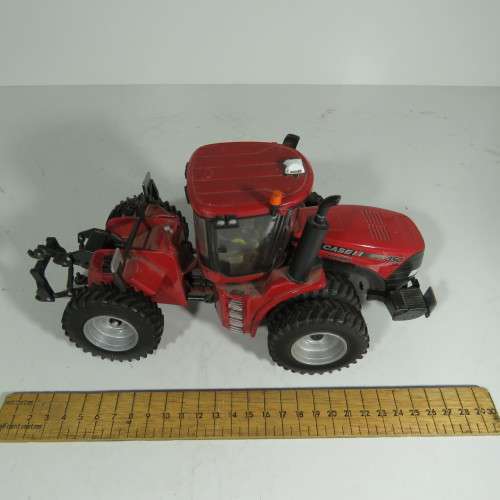 ERTL Case IH 350 tractor - Front wheels missing and axle replaced