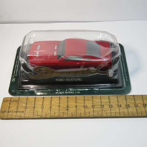 DelPrado Ford Mustang model car - Scale 1/43