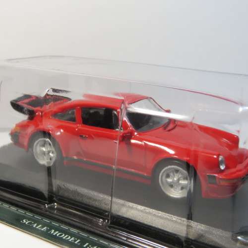 DelPrado Porsche 930 model car - Scale 1/43
