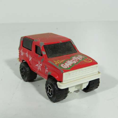 Lot of 8 Yatming toy cars