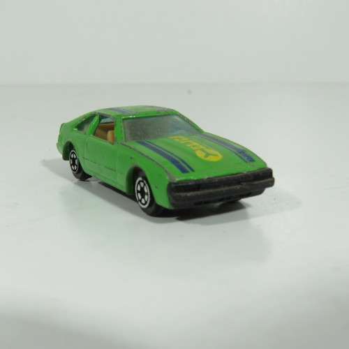 Lot of 8 Yatming toy cars