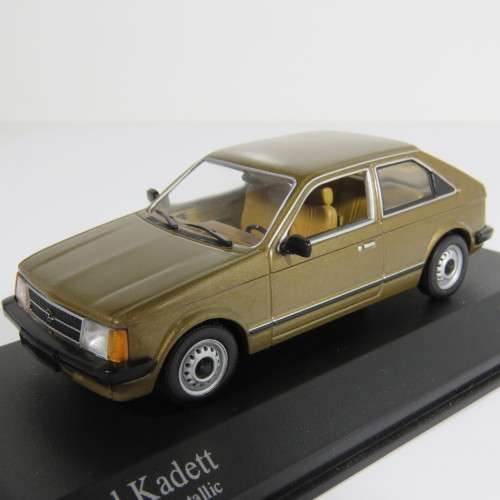 Mini Champs 1979 opel kadett haselbraun metallic model car in case - Scale 1/43 - Mirrors repaired