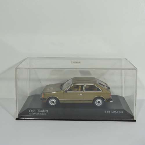 Mini Champs 1979 opel kadett haselbraun metallic model car in case - Scale 1/43 - Mirrors repaired
