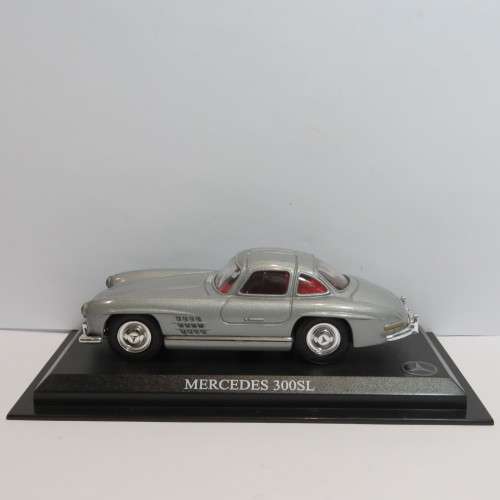 Delprado Mercedes-Benz 300 SL model car - Scale 1/43
