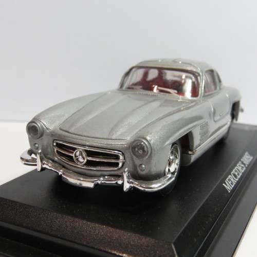 Delprado Mercedes-Benz 300 SL model car - Scale 1/43