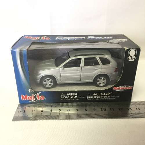 Maisto BMW X5 model car - scale 1/42
