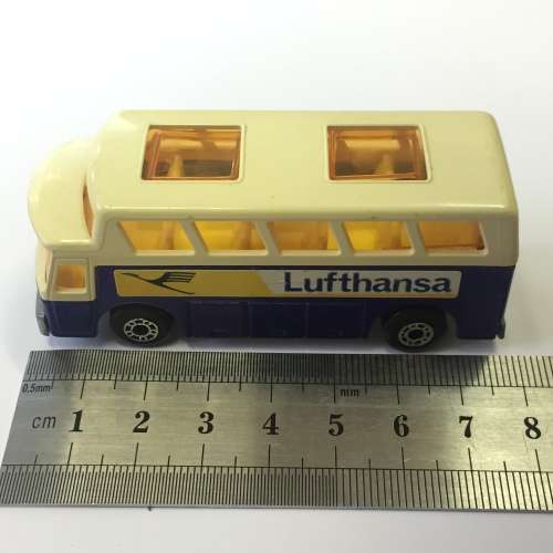 1977 Matchbox 75 series superfast #65-B Airport Coach ``Lufthansa`` toy bus - mint boxed