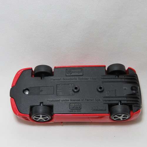 Bburago Ferrari Scuderia Spider 16M model car - Scale 1/43