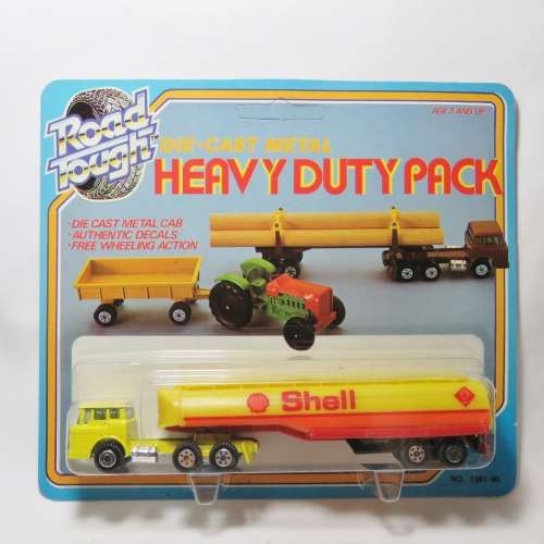 Vintage Yatming Road Tough #1382 truck with shell tanker in pack