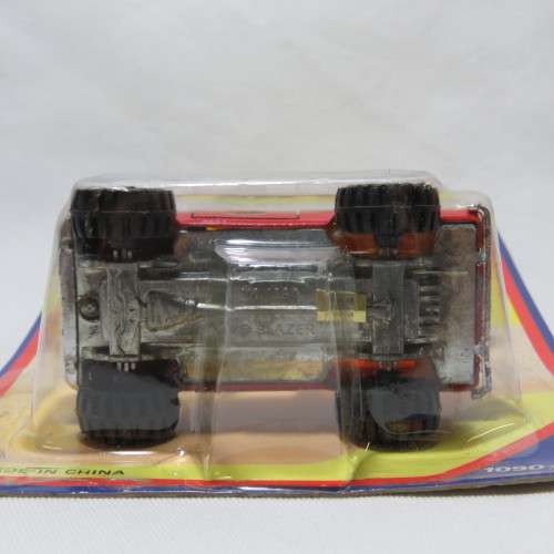 Vintage Road Tough 4x4 off road Blazer die cast toy car in pack