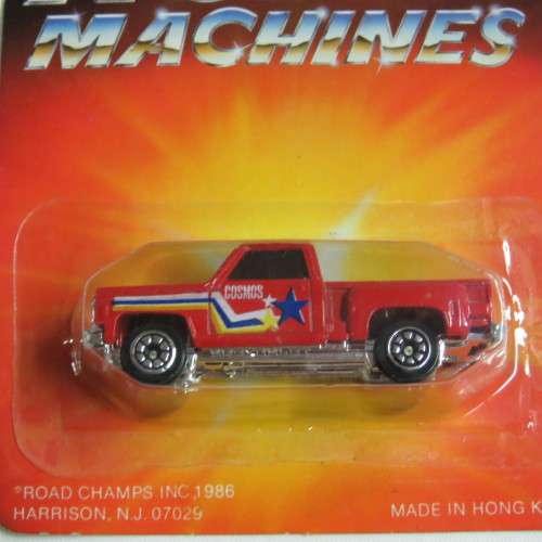 Vintage Road champs Road Machines Chevrolet pickup truck in pack