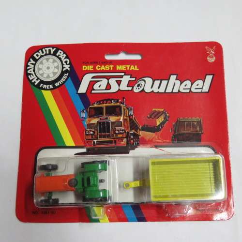 Yatming Fast Wheel tractor and trailer in pack #1381