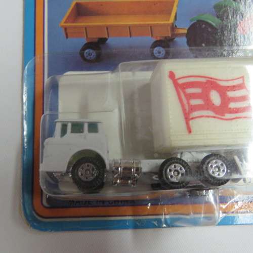 Vintage Road Tough #1390 ICS Line truck and trailer in pack