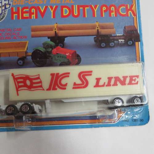 Vintage Road Tough #1390 ICS Line truck and trailer in pack