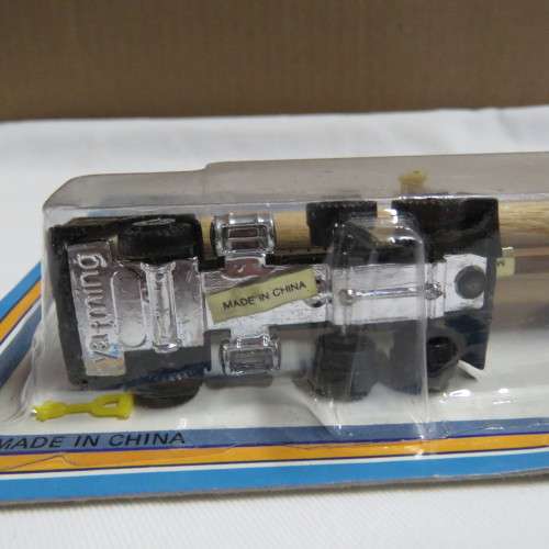 Vintage Yatming Road Tough die cast log carrier truck