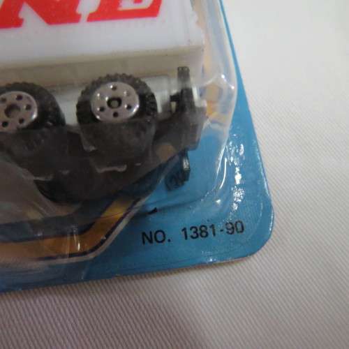 Vintage Yatming Road Tough ICS Line #1385 truck and trailer in pack