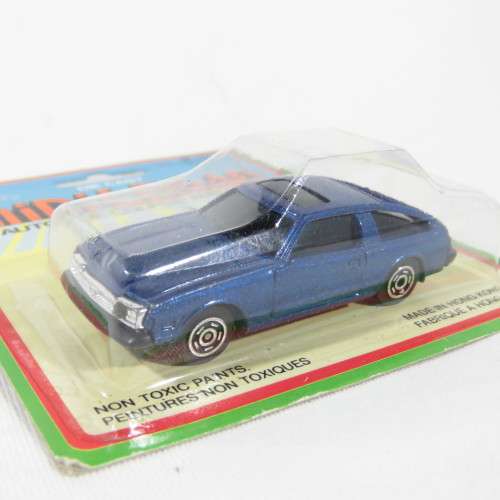 TinToys die cast mini sedan toy car in pack