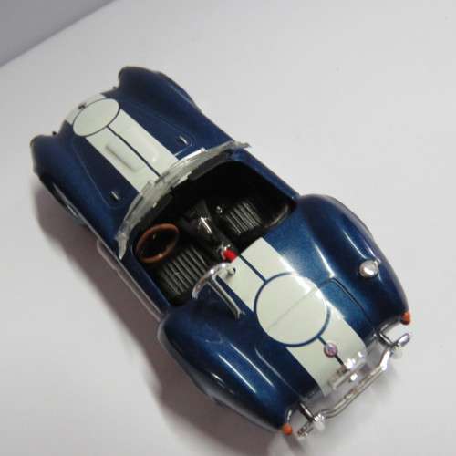 DelPrado Cobra 427 die-cast model car - Scale 1/43