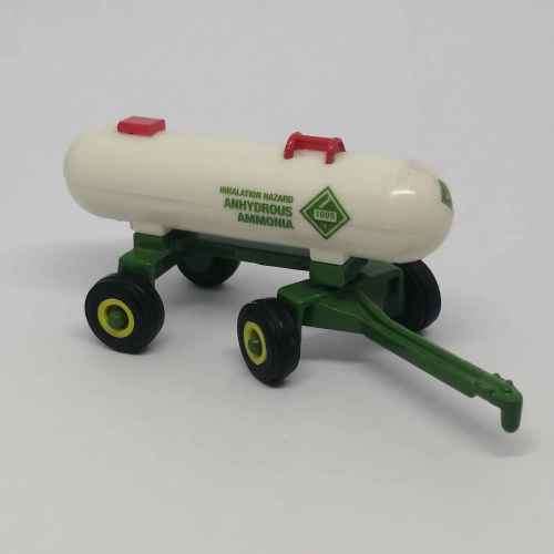 ERTL John Deere Anhydrous Ammonia tanker