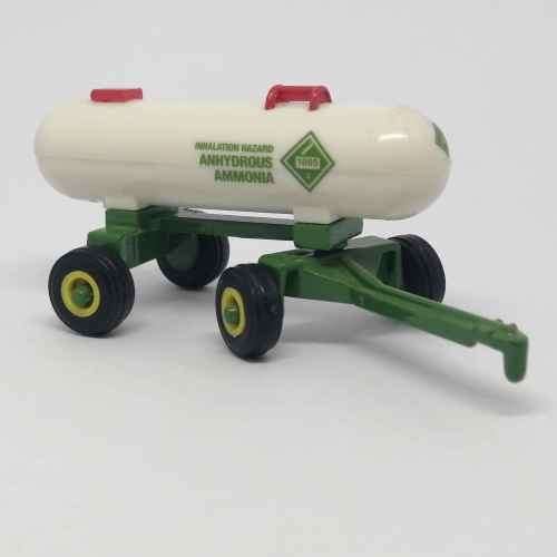 ERTL John Deere Anhydrous Ammonia tanker