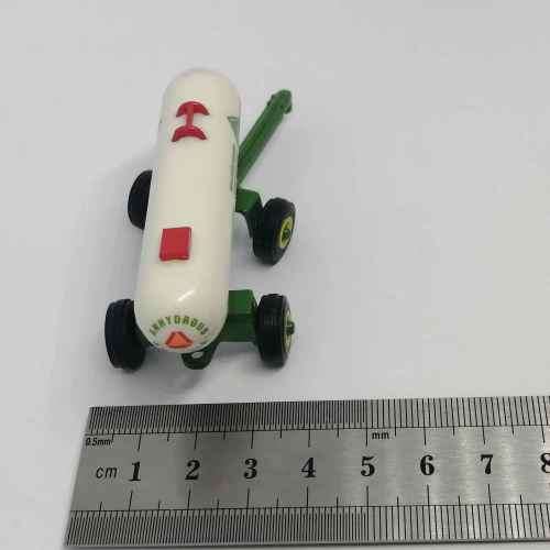 ERTL John Deere Anhydrous Ammonia tanker