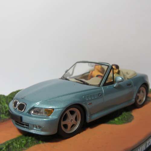 James Bond 007 BMW Z3 model car - Goldeneye