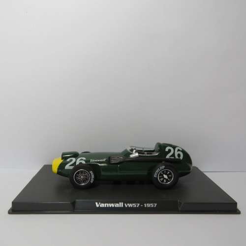1957 Vanwall VW57 Formula 1 die-cast model car - #26 Stirling Moss - Atlas editions