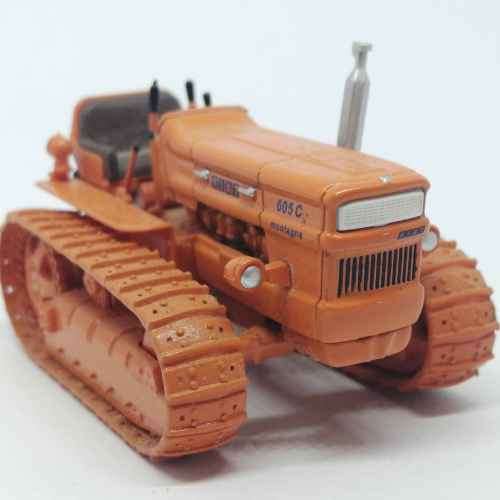 1970 Fiat 605C Montagna die-cast model tractor with tracks - Universal Hobbies - scale 1/43