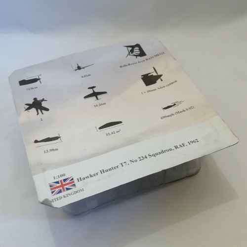Amercom UK 1962 Hawker Hunter T7 die-cast model plane - scale 1/72 - with magazine