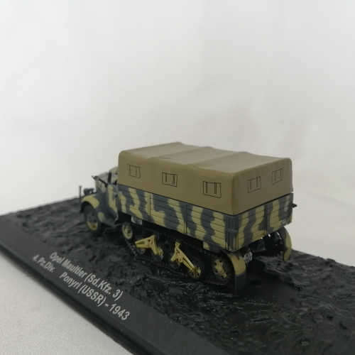 1943 German ( USSR ) Opel maultier Sd Kfz 3 half track military truck die-cast model