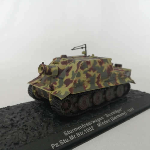 1945  German Sturmmorserwagen ``Sturmtiger`` combat tank die-cast model