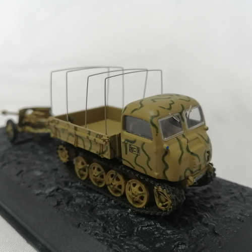 1944 German ( Normandie ) Steyr RSO/01 full track with Pak 40 Anti-tank gun die-cast model