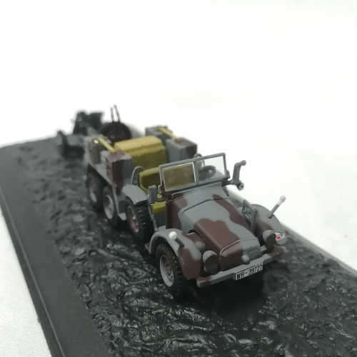 1938 German ( Berlin ) Krupp Protze L2H143 Military vehicle with PAK 35/36 cannon die-cast model