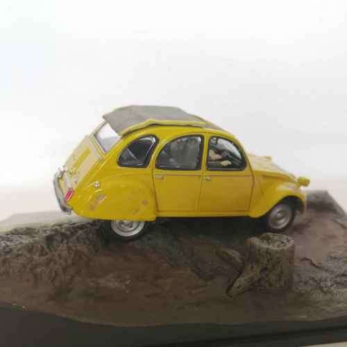 James Bond 007 - Citroen 2CV model car - For your eyes only
