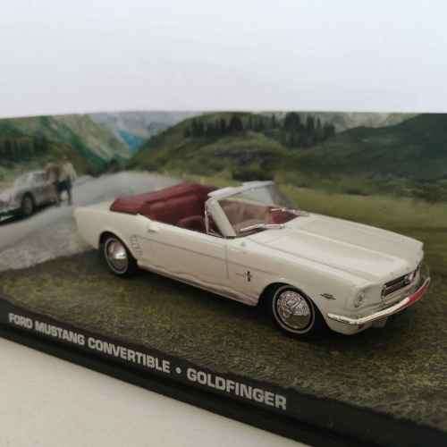 James Bond 007 - Ford Mustang Convertible model car - Goldfinger