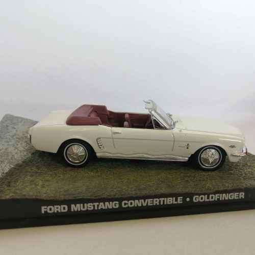 James Bond 007 - Ford Mustang Convertible model car - Goldfinger