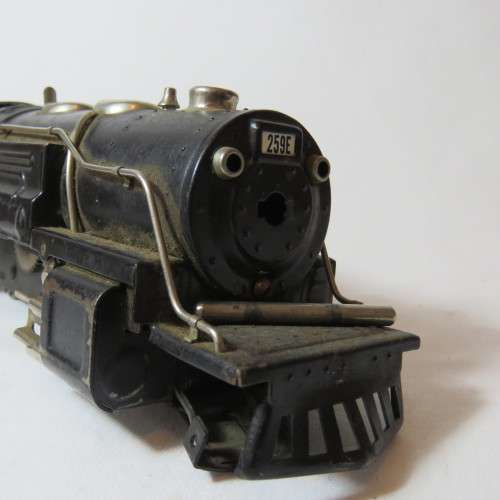 Lionel Locomotive without wheels - O-Gauge - Vintage - For spares