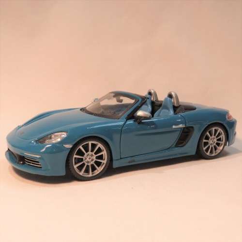 Bburago Porsche 718 Boxster model car - Interior repainted - Scale 1/24