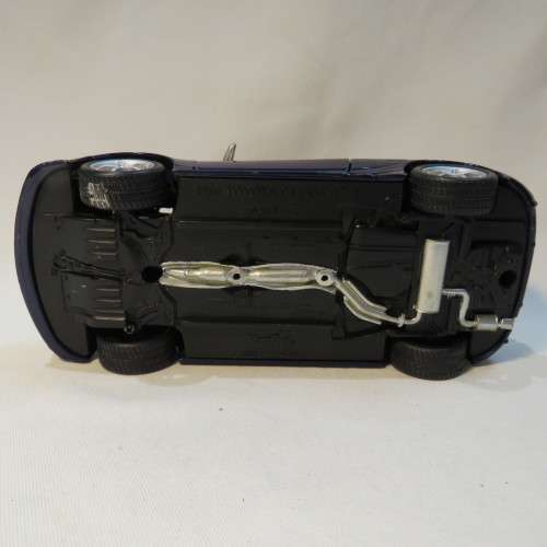 Maisto 2003 Toyota Celica GT-S model car - Scale 1/24 - Interior repainted