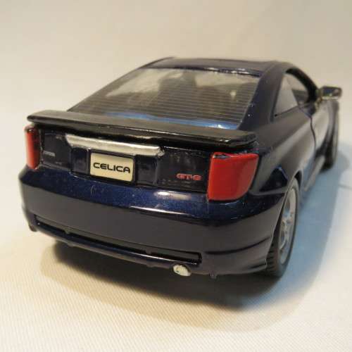 Maisto 2003 Toyota Celica GT-S model car - Scale 1/24 - Interior repainted
