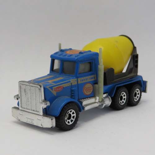 Vintage Matchbox 1981 Peterbilt cement truck - Scale 1/80