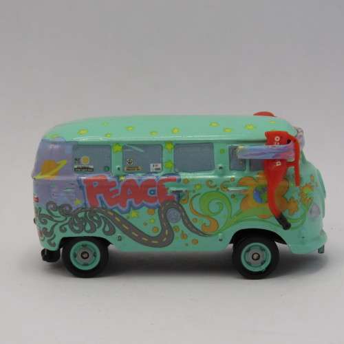 Disney Cars "Fillmore" Volkswagen Microbus