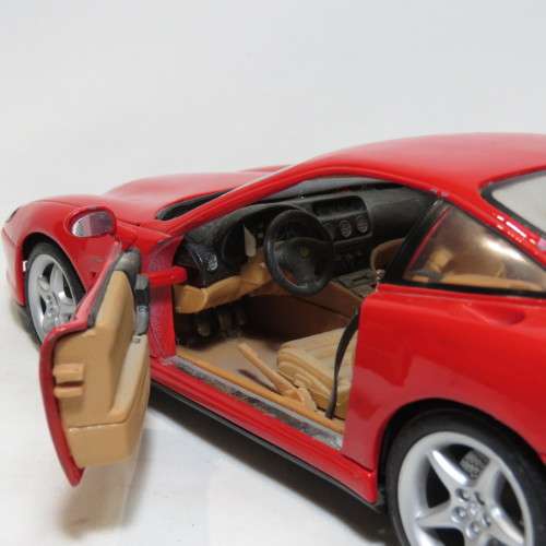 Maisto Ferrari 550 Maranello model car - Scale 1/18 - Some paint marks