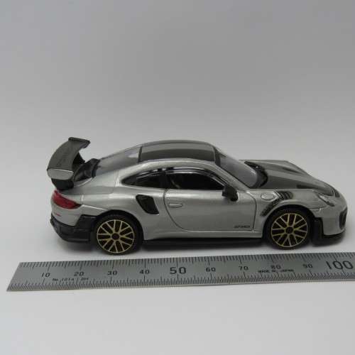 Bburago Porsche 911 GT2 RS model car - Scale 1/43