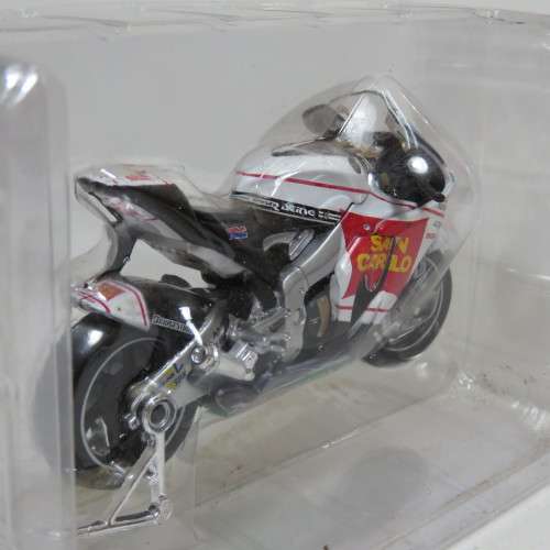 Maisto 2008 Honda RC212V San Carlo MotoGP die-cast motorcycle - #56 Shinya Nakano - Scale 1/18