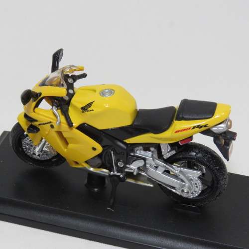 Maisto Honda CBR 600 RR die-cast motorcycle - Scale 1/18 in box