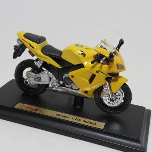 Maisto Honda CBR 600 RR die-cast motorcycle - Scale 1/18 in box